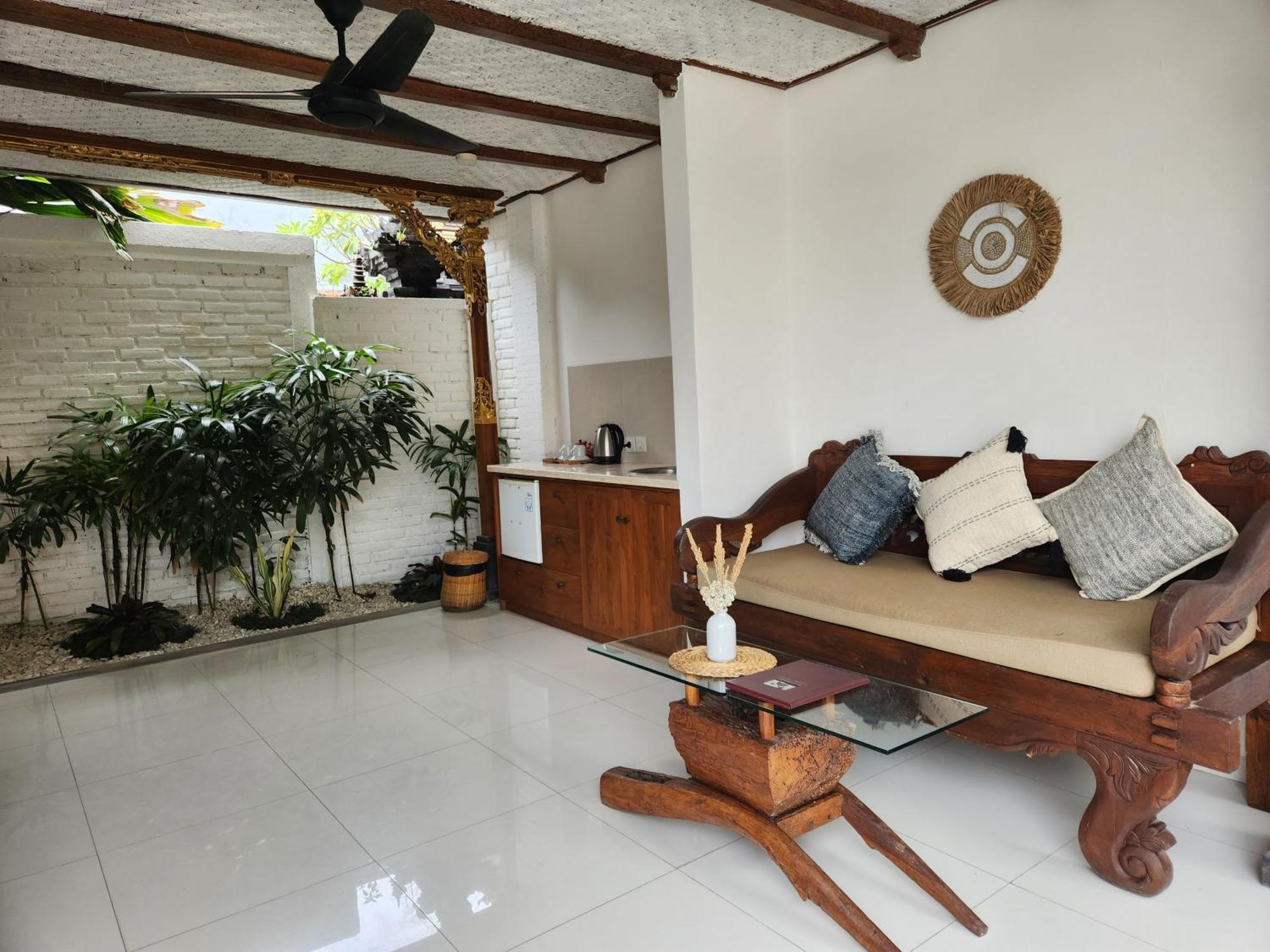 The Calmtree Bungalows Canggu Esterno foto